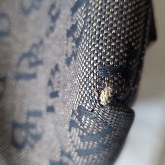 Handbag 🥳 - Picture 15 of 16